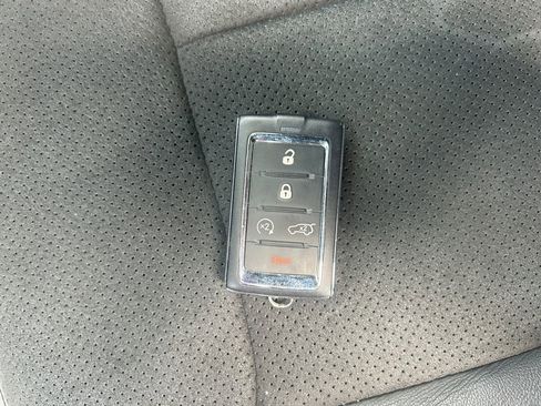 Used 2022 Jeep Grand Cherokee L Altitude image 33