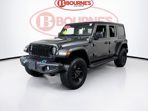 Used 2024 Jeep Wrangler Unlimited AWD/4WD image 5