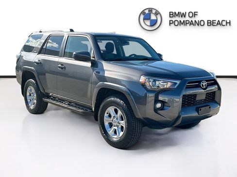 Used 2022 Toyota 4Runner SR5 image 1