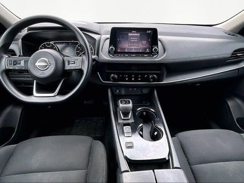 Used 2024 Nissan Rogue S image 7