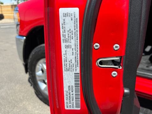 Used 2022 RAM 2500 Big Horn w/ Level A Equipment Group AWD/4WD image 35