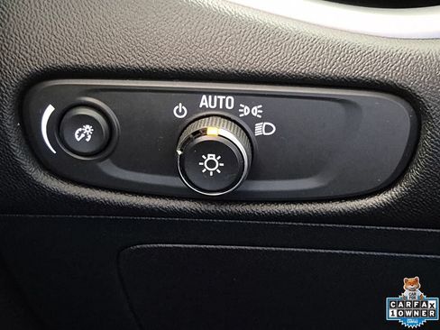Used 2024 Chevrolet Malibu LT FWD image 19