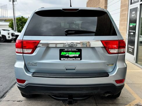 Used 2012 Jeep Grand Cherokee Laredo w/ Laredo E Group AWD/4WD image 4