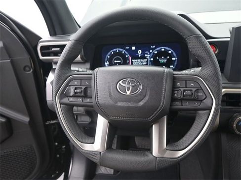 New 2025 Toyota Tacoma TRD Off-Road image 5