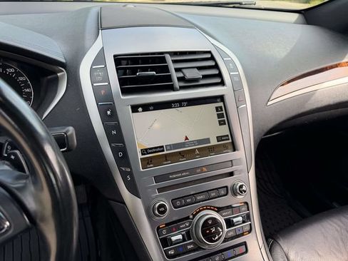Used 2017 Lincoln MKZ Reserve w/ Climate Package AWD/4WD image 28