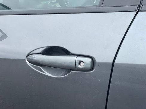 Certified 2025 Nissan Versa SV image 24