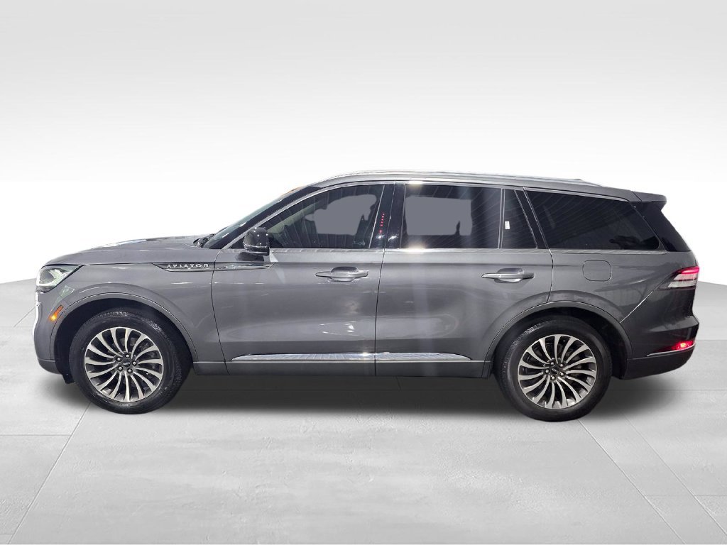 Used 2022 Lincoln Aviator Reserve w/ Elements Package Plus AWD/4WD image 2