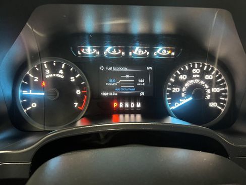 Used 2019 Ford F150 XLT w/ Equipment Group 302A Luxury AWD/4WD image 12
