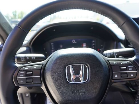 Used 2025 Honda Accord Sport image 28