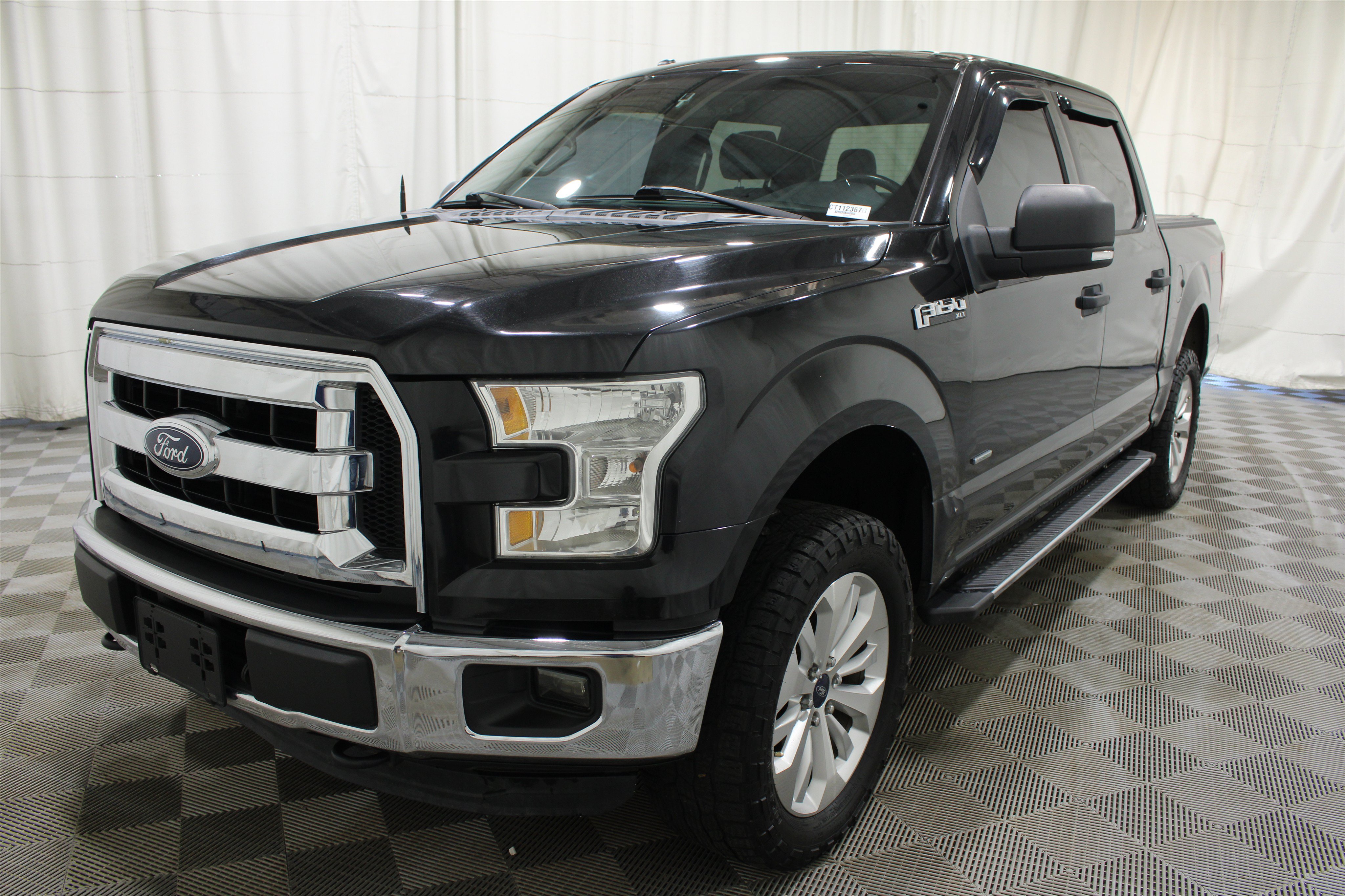 Used 2015 Ford F150 XLT w/ Equipment Group 301A Mid AWD/4WD image 32