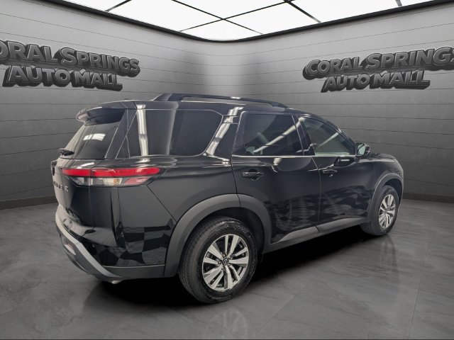 Certified 2026 Nissan Pathfinder SL FWD image 7