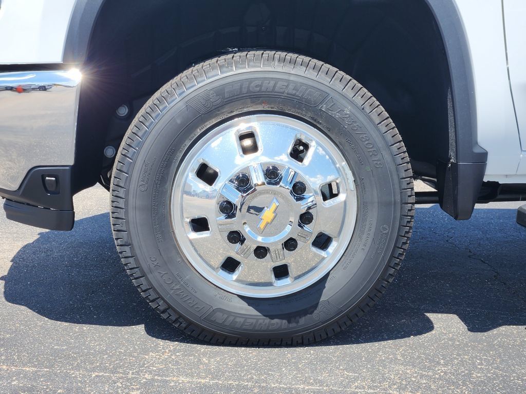 New 2026 Chevrolet Silverado 3500 LTZ w/ LTZ Plus Package AWD/4WD image 7