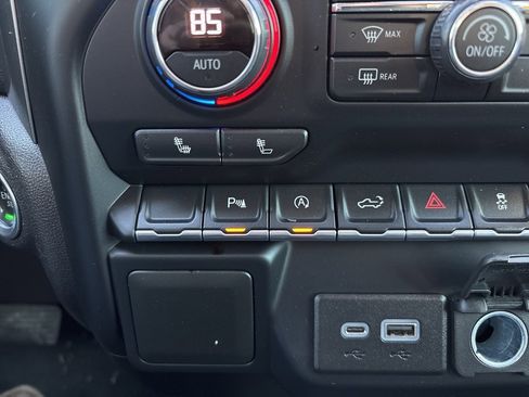 Used 2020 Chevrolet Silverado 1500 RST w/ Texas Edition image 18