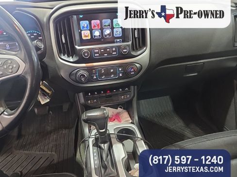 Used 2017 Chevrolet Colorado ZR2 w/ LPO, Premium Interior Package AWD/4WD image 9