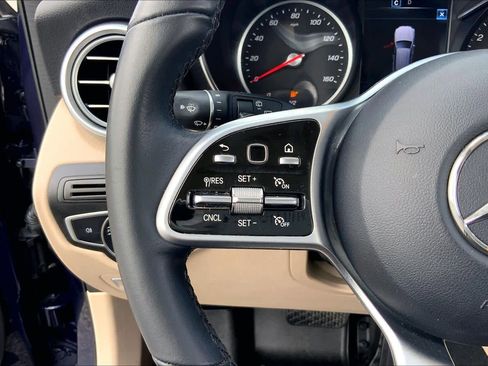 Used 2022 Mercedes-Benz GLC 300 image 23