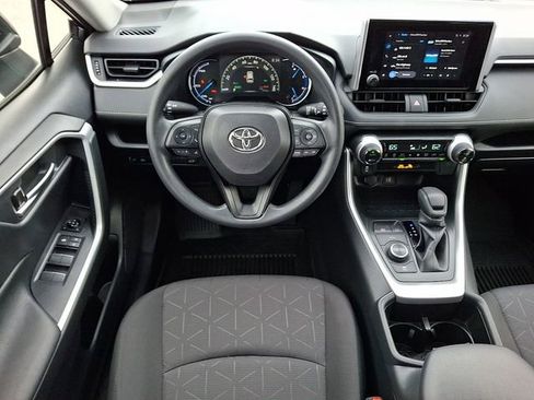 Certified 2025 Toyota RAV4 XLE w/ Convenience Package image 11