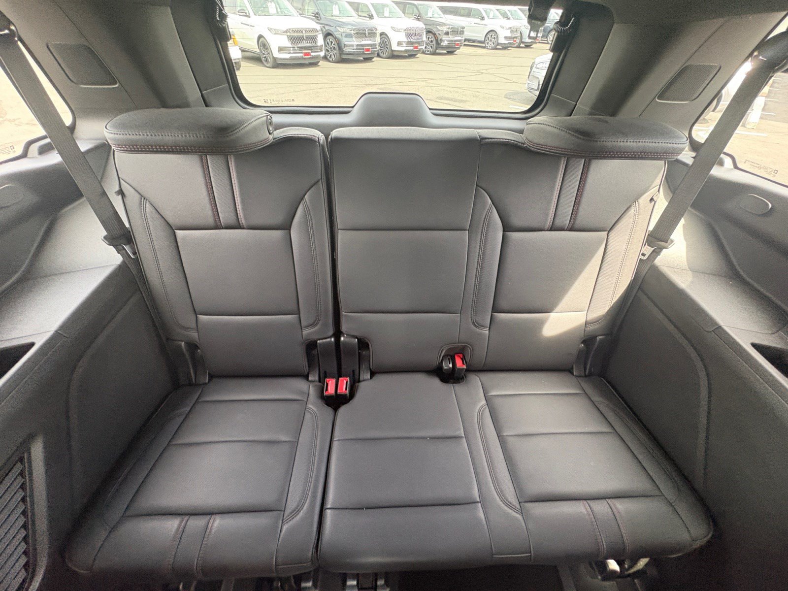 Used 2025 Chevrolet Tahoe RST w/ Comfort Package AWD/4WD image 18