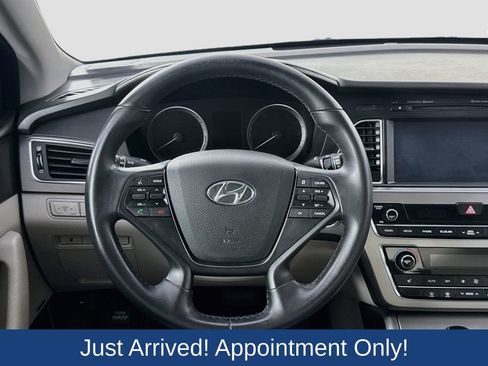 Used 2015 Hyundai Sonata Sport w/ Option Group 04 FWD image 13