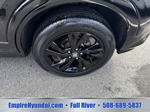 Used 2024 Buick Encore GX Sport Touring AWD/4WD image 13