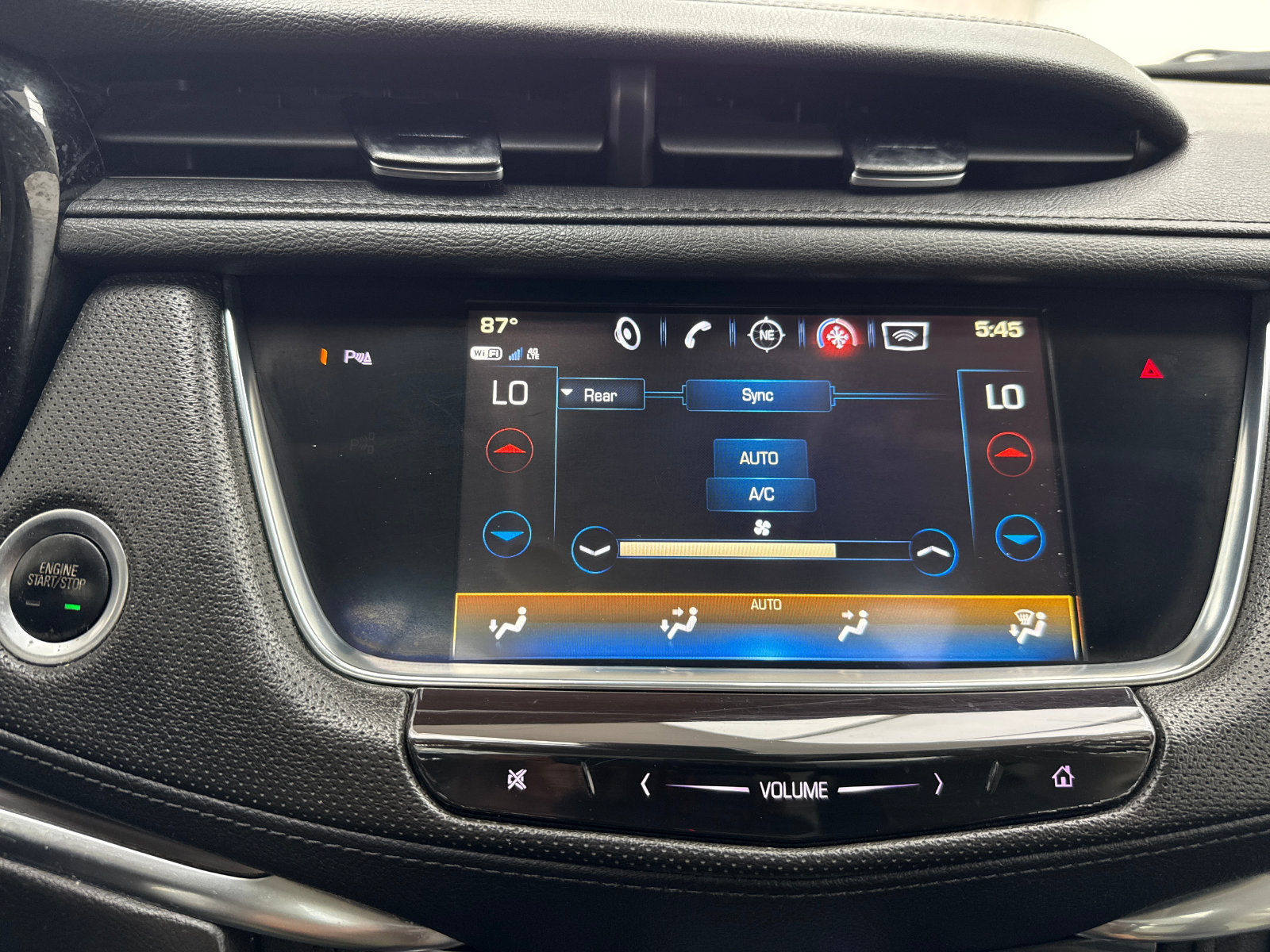Used 2019 Cadillac XT5 Premium Luxury AWD/4WD image 28