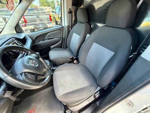 Used 2017 RAM ProMaster City Tradesman SLT w/ Rear Back-up Camera Group FWD image 8