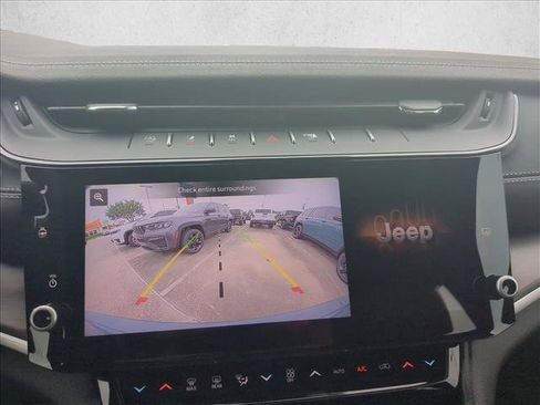 New 2026 Jeep Grand Cherokee Limited w/ Limited Altitude Package AWD/4WD image 14