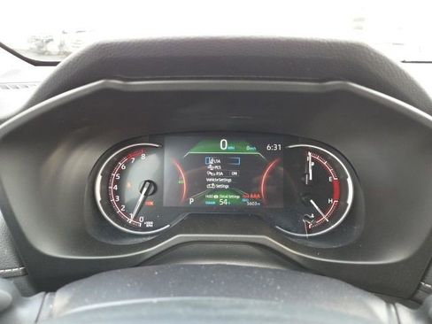 Used 2025 Toyota RAV4 LE AWD/4WD image 13