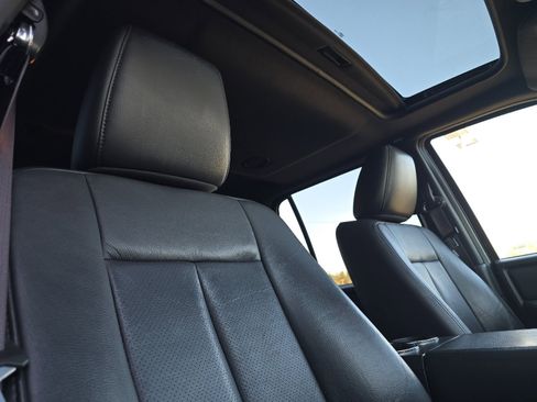Used 2013 Ford Expedition EL Limited image 17