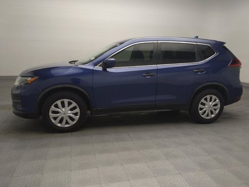 Used 2020 Nissan Rogue S FWD image 2