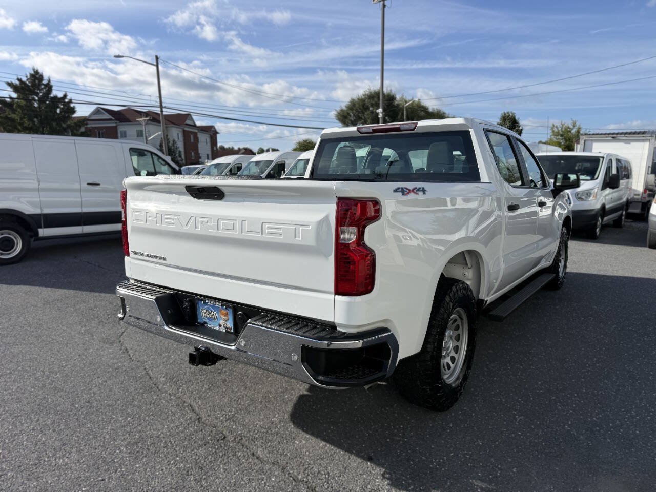 Used 2021 Chevrolet Silverado 1500 W/T w/ WT Safety Package AWD/4WD image 3