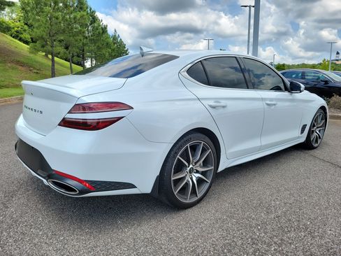 Used 2025 Genesis G70 2.5T RWD image 5