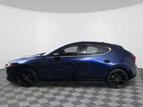 Used 2020 MAZDA MAZDA3 Hatchback w/ Premium Package image 28