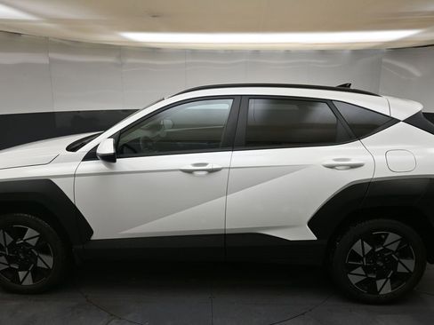 Certified 2025 Hyundai Kona SEL image 10