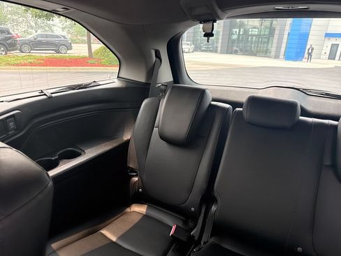 Used 2023 Honda Odyssey Touring image 22