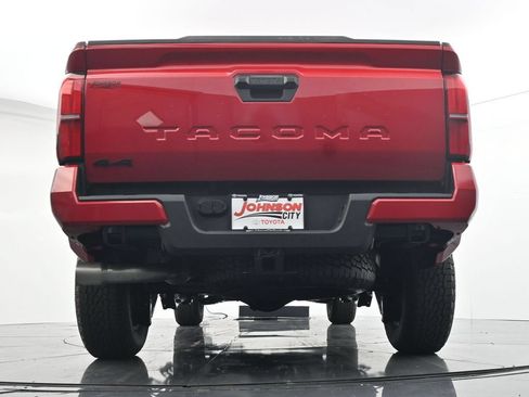 Used 2026 Toyota Tacoma TRD Off-Road AWD/4WD image 38