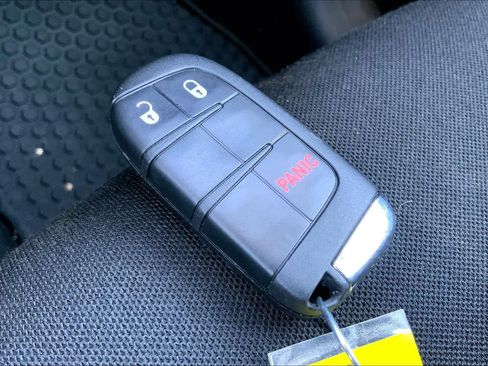 Used 2022 Jeep Renegade Sport AWD/4WD image 15