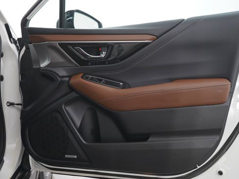 Used 2021 Subaru Outback Touring XT image 9