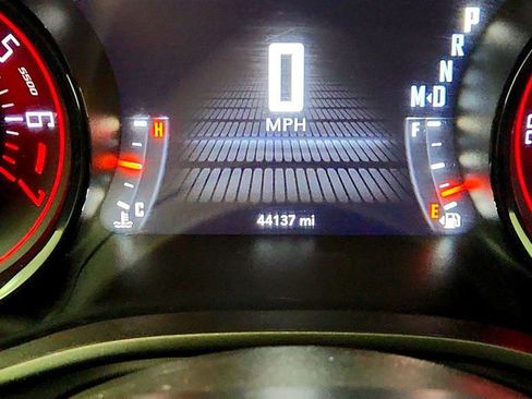 Used 2019 Dodge Challenger SXT w/ Blacktop Package image 13