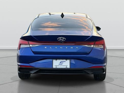 Used 2021 Hyundai Elantra SEL image 6