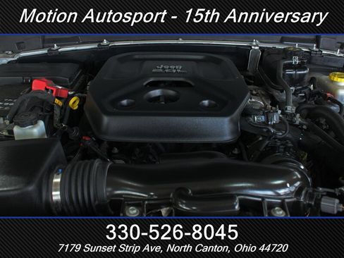 Used 2021 Jeep Wrangler Unlimited Sahara AWD/4WD image 16