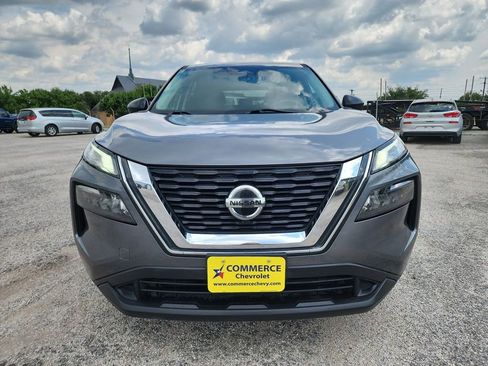 Used 2021 Nissan Rogue S image 2