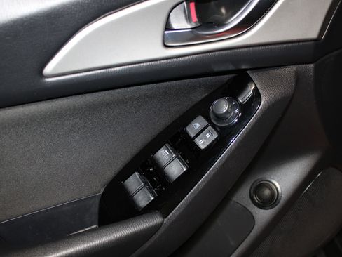 Used 2017 MAZDA MAZDA3 Sport w/ Preferred Equipment Package image 9