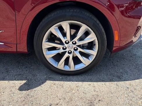 Used 2023 Buick Envision Avenir FWD image 18