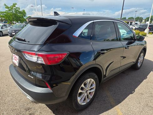 Used 2021 Ford Escape SE w/ Convenience Package AWD/4WD image 4