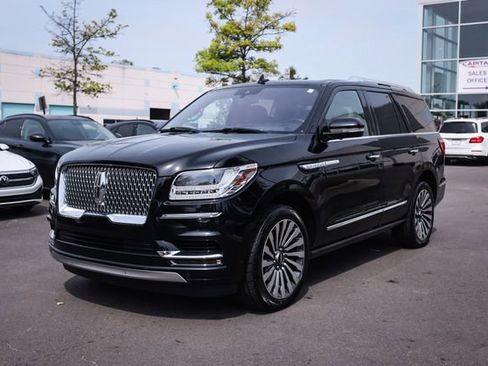 Used 2018 Lincoln Navigator Reserve w/ Technology Package AWD/4WD image 5