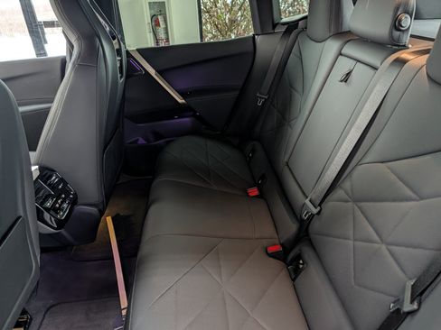 Used 2024 BMW iX M60 image 9