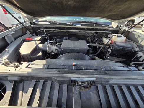 Used 2024 Chevrolet Silverado 2500 Custom w/ Custom Value Package image 31