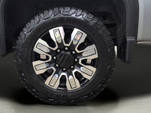 Used 2024 GMC Sierra 2500 Denali w/ Denali Reserve Package AWD/4WD image 35