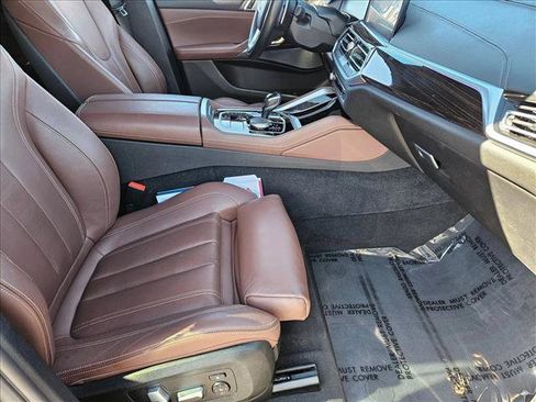 Used 2020 BMW X6 sDrive40i w/ Executive Package image 19
