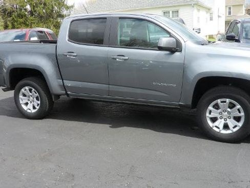 Used 2022 Chevrolet Colorado LT w/ LT Convenience Package image 1
